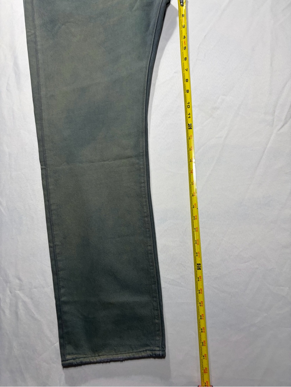 Levi's Men's Straight Jeans in Washed Blue-Gray - Picture 7 of 11